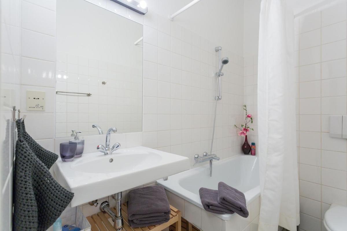 Apartment Sehr Zentrales Stadtapartment - *
